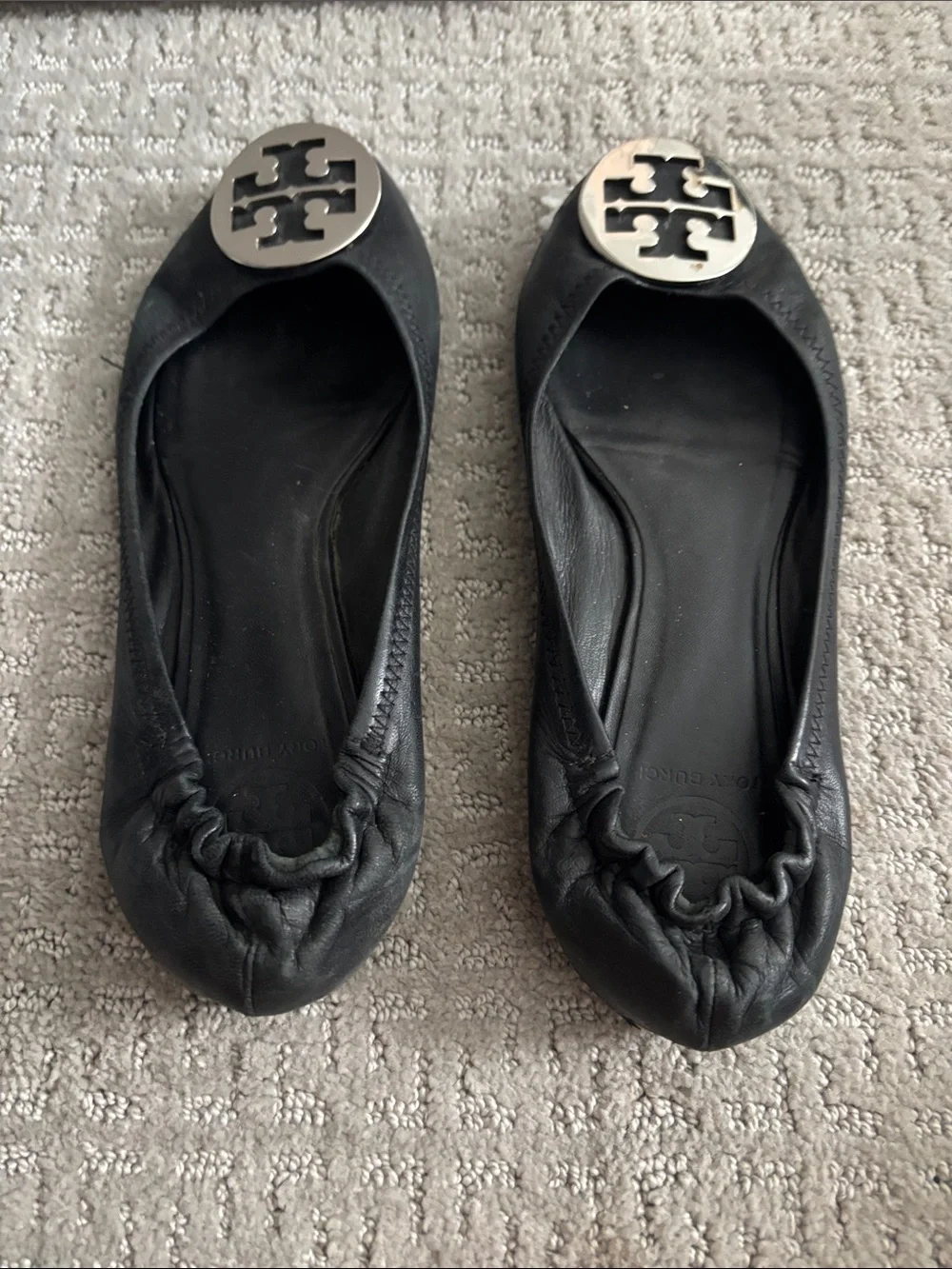 Tory Burch Black Leather Logo Round-Toe Ballet Flats